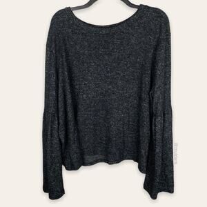 Rue21 Gray Long Flared Flounce Sleeve Soft Scoop Neck Top Shirt Plus Size